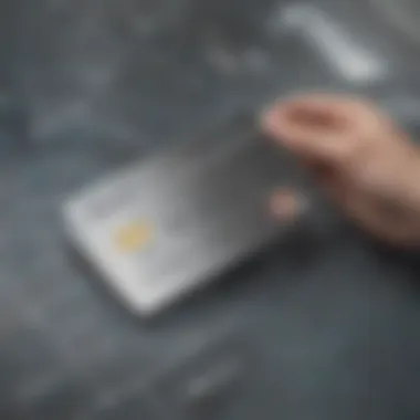 Understanding the Benefits of No-Interest Credit Cards Visual representation of credit card benefits